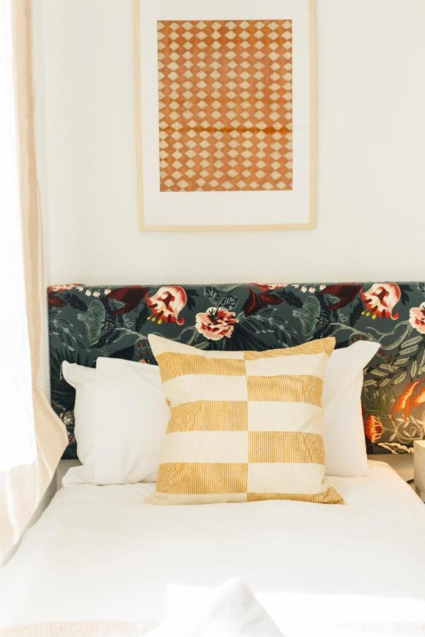 Stunning And Colorful- 4Bd 2Bth- Santa Cruz Appartement Sevilla Buitenkant foto